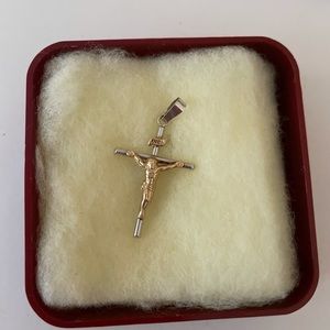 Vintage 14kt gold crucifix made in Italy